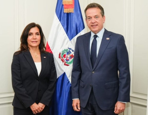 Canciller RD inicia agenda con reunión Embajadora de EEUU