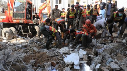 PAKISTAN: Un atentado suicida deja 15 muertos y 22 heridos PAKISTAN: Un atentado suicida deja 15 muertos y 22 heridos