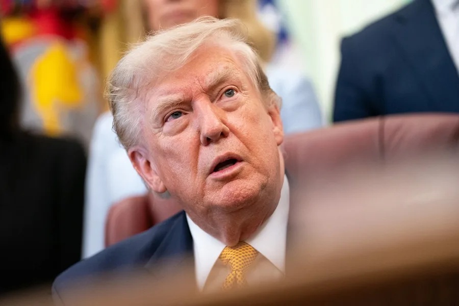 Trump critica actitud “hipócrita” Irán y amenaza bloqueo naval