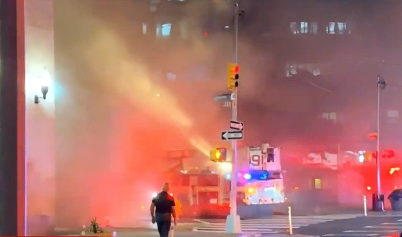 NY: Al menos 12 heridos por incendio en tren Manhattan