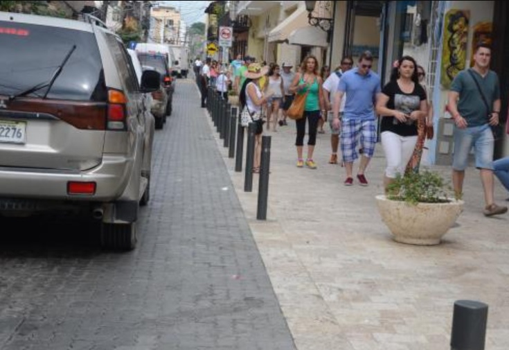 Ciudad Colonial aplicará plan piloto para reducir el tráfico imagen