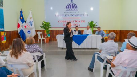 DIECOM realiza encuentros con funcionarios en la región Sur