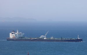Irán anuncia acuerdo con Omán para gestionar estrecho Ormuz