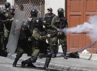 Bolivia despliega 200 policías en frontera con Brasil por violencia