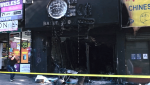NY: Cinco heridos deja incendio en una barbería dominicana NY: Cinco heridos deja incendio en una barbería dominicana