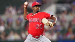 Blue Jays adquieren a lanzador dominicano José Soriano Blue Jays adquieren a lanzador dominicano José Soriano