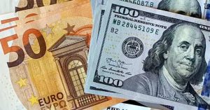 Dólar bajó 10 cts. y era vendido a $58.62; el euro sigue a $68.74 Dólar bajó 10 cts. y era vendido a $58.62; el euro sigue a $68.74