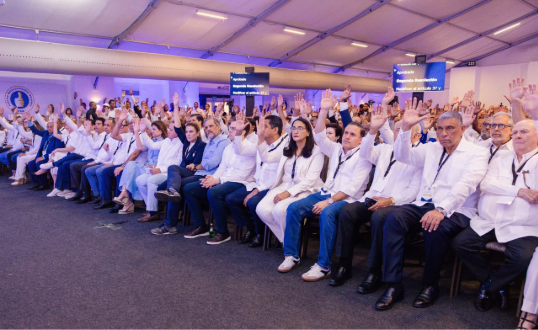 PRM elige Abinader, Ascención y Garrigó para dirigir el partido
