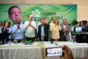 LF preside asambleas nacionales  fortalecer estructuras de la FP