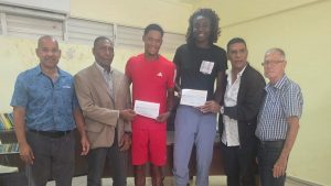 Atletismo entrega RD$10.3 MM en incentivos a medallistas JCC