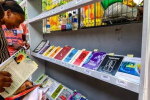 Encuentro literario reúne Haití a 30 autores de unos 100 libros