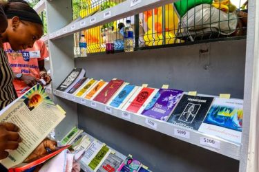 Encuentro literario reúne Haití a 30 autores de unos 100 libros