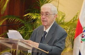 Muere jurista Wenceslao Vega; referente historia derecho RD