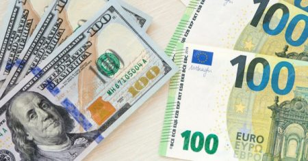 Dólar bajó 15 cts. y euro subió; eran vendidos $59.23 y $70.16