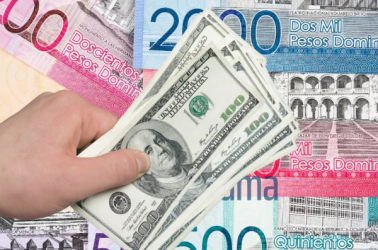 Dólar subió 18 cts. y el euro 15; eran vendidos a $59.38 y $70.10