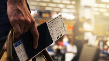 Por qué volar a casa nos cuesta un riñón (OPINION)