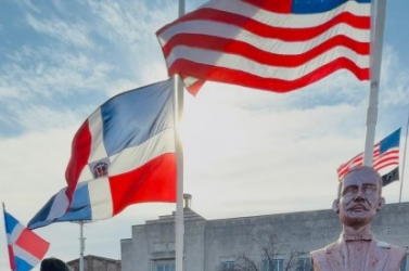 Los del exterior y sus mundos (OPINION)