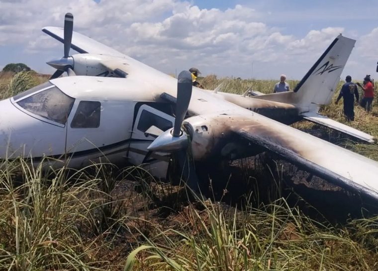 Venezuela: Se estrella avión, 5  pasajeros y 2 tripulantes heridos