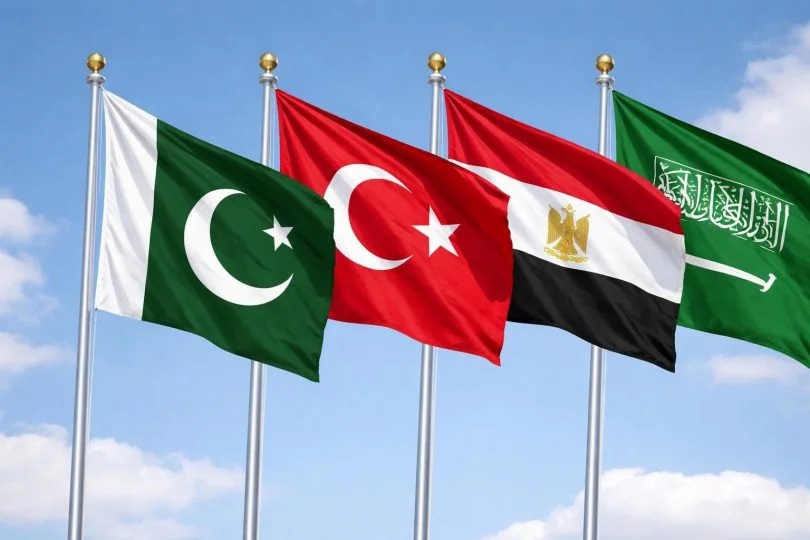 Arabia Saudí, Egipto, Pakistán y Turquía hablan de paz en Ormuz imagen