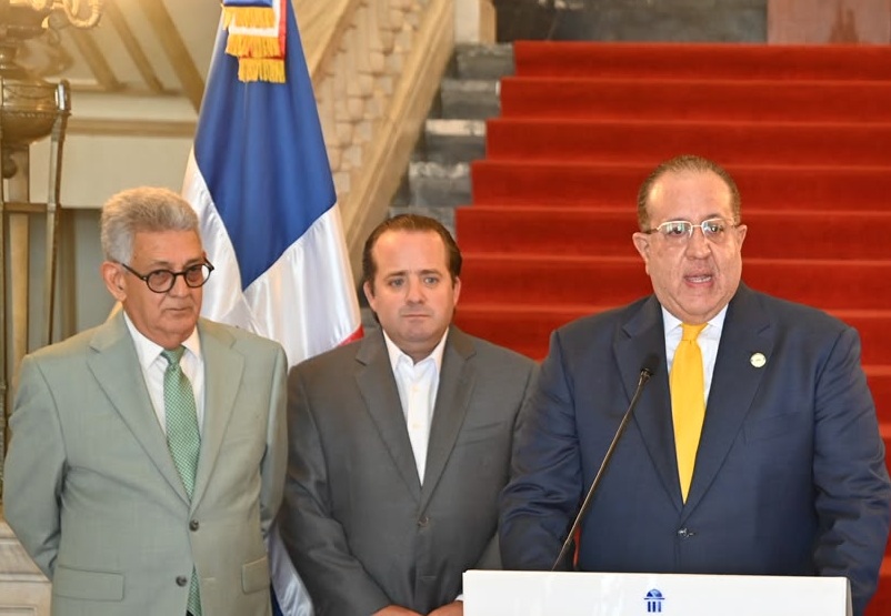 Gobierno afirma economía RD crece 4.5 % pese crisis mundial