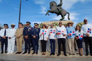 Conmemoran en Puerto Plata 187 natalicio Gregorio Luperón