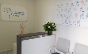 Inauguran centro audiológico y terapia para personas sordas