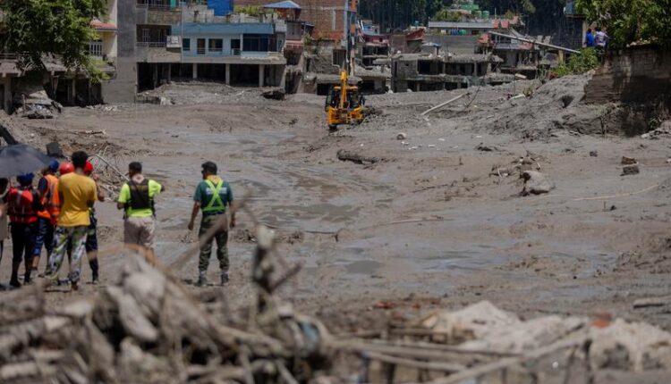 NEPAL: Aumentan a más de 1.200 los muertos por la riada imagen