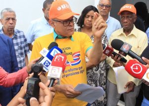 Organizaciones rechazan la reforma de Seguridad Social RD Organizaciones rechazan la reforma de Seguridad Social RD