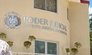 Imponen 30 años a un hombre por envenenar a su exsuegro