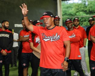 Leones del Escogido abren los entrenamientos beisbol de RD
