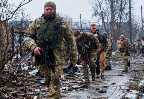 AI dice Rusia recluta extranjeros para combatir en guerra Ucrania