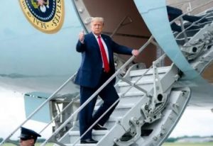 Casa Blanca impide periodistas de CNN subir al Air Force One