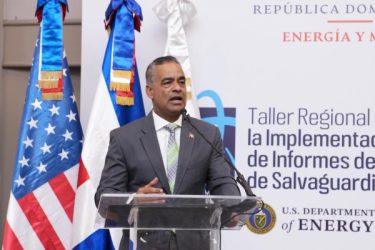 RD evalúa incorporar energía nuclear a su sistema eléctrico