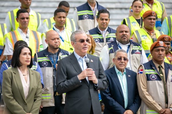 Presidente Abinader felicita al COE tras simulacro terremoto imagen
