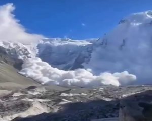 RUSIA: Al menos 17 montañeros muertos en avalancha Cáucaso RUSIA: Al menos 17 montañeros muertos en avalancha Cáucaso