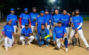 Almont y Los Bandidos avanzan como líderes en Softbol Chata Almont y Los Bandidos avanzan como líderes en Softbol Chata