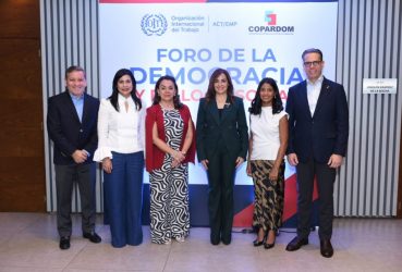 Llama a empresarios de la RD a mantener “la coherencia ética”