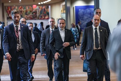 Irán aguarda postura definitiva de EEUU del plan reabrir Ormuz imagen