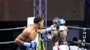 Feudri Franco noquea a Junior Desir en boxeo profesional RD
