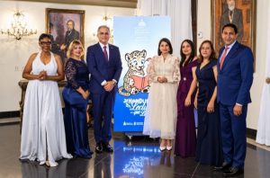 HONDURAS: Editorial Bienetre comparte literatura en Feria del Libro 
