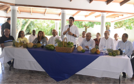 Wellington Arnaud juramenta equipo agropecuario Santiago imagen