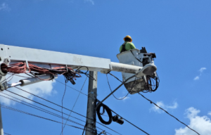 EDENORTE avanza 60 % en la reconducción de redes Dajabón