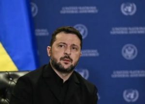 Zelenski celebra nuevos ataques contra plantas energéticas rusas
