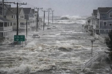 Potente tormenta golpea con fuerza a Nueva York y N. Jersey
