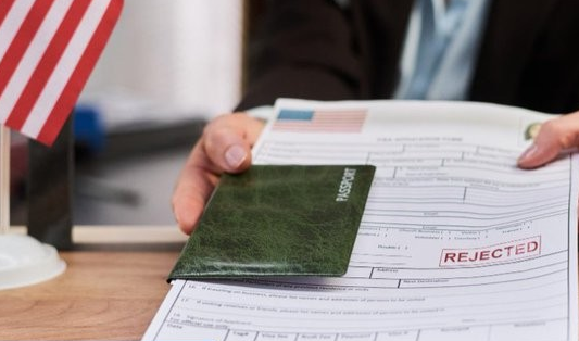 EU revoca visas funcionarios Bolivia, Colombia, Ecuador y Perú