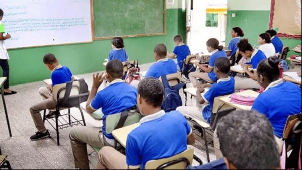 Dicen RD avanza en ciencias, equidad y acceso educativo