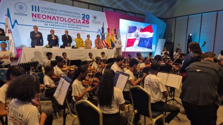 Orquesta Sinfónica Punta Cana en Congreso de  Neonatología