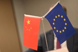 China insta Unión Europea que cese sus amenazas unilaterales