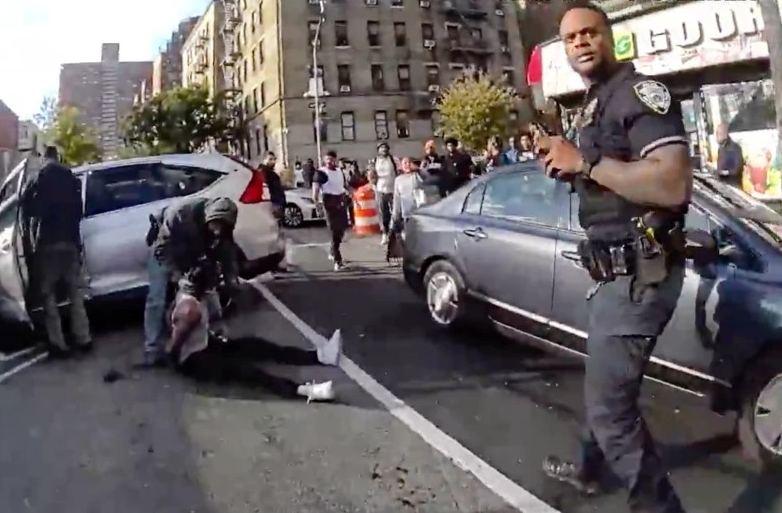 NY: Defensa dominicano baleado por ICE contradice versión oficial imagen
