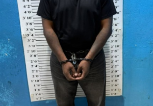 Apresan en el Distrito Nacional peligroso fugitivo de EE.UU.